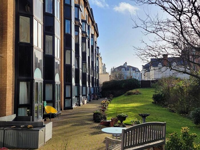 1 Bedroom Flat For Sale In Court Place, Castle Hill Avenue, Folkestone, CT20