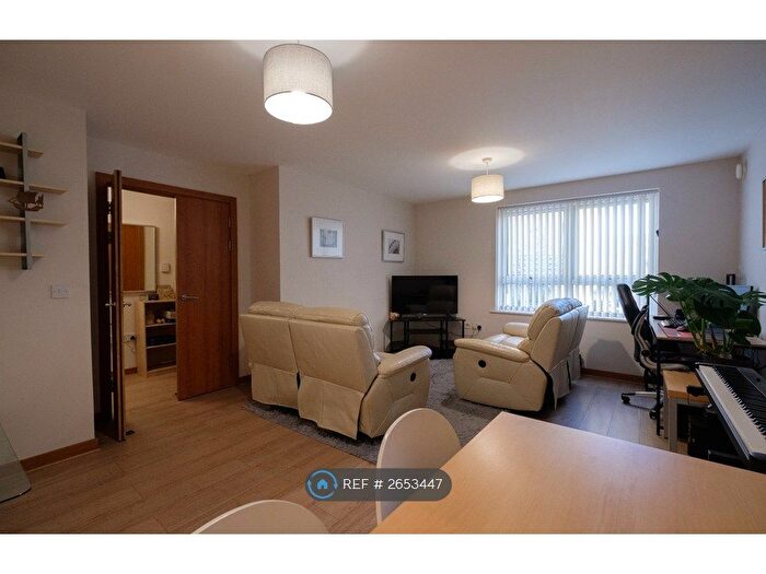 2 Bedroom Flat To Rent In Vista Court, Ipswich, IP2