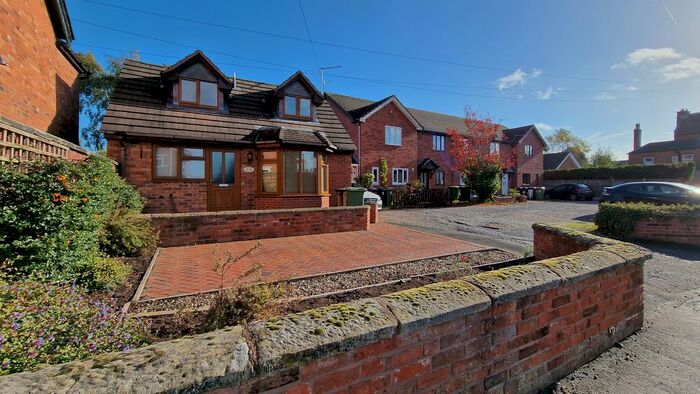 1 Bedroom Cottage To Rent In Clive Gardens, Clive Road, Market Drayton, TF9