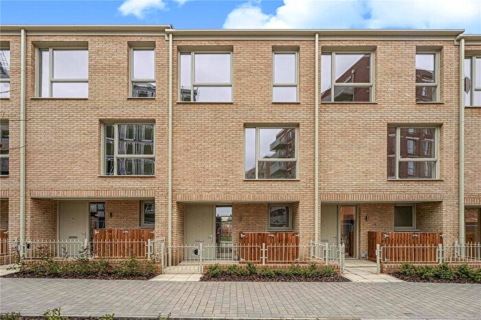 3 Bedroom Terraced House To Rent In Pinder Road, Walthamstow, London, E17