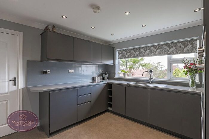 3 Bedroom Detached Bungalow For Sale In Chewton Avenue, Eastwood, Nottingham, NG16