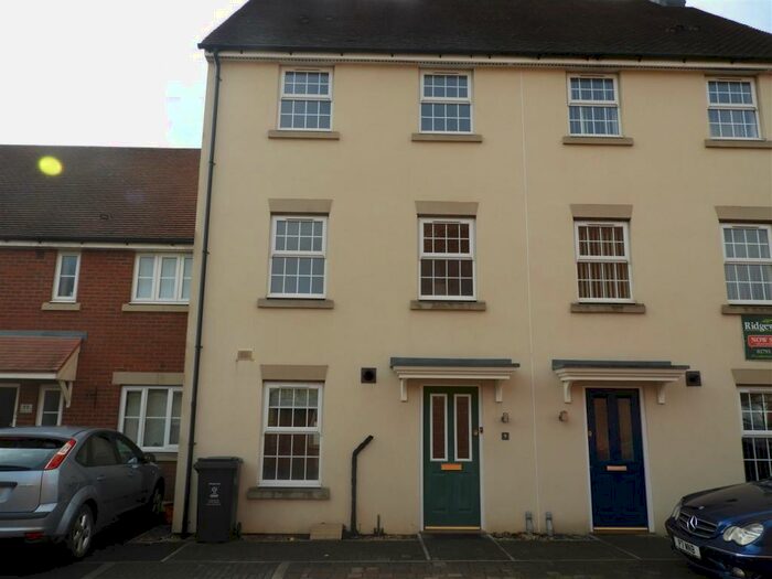 4 Bedroom Terraced House To Rent In Prospero Way, Haydon End, Swindon, SN25