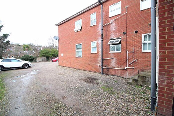 1 Bedroom Flat For Sale In Great Investment On High Town Road, LU2