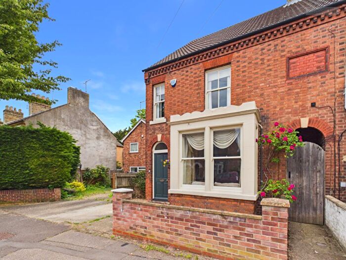 3 Bedroom Semi-Detached House For Sale In George Street, Peterborough, PE2
