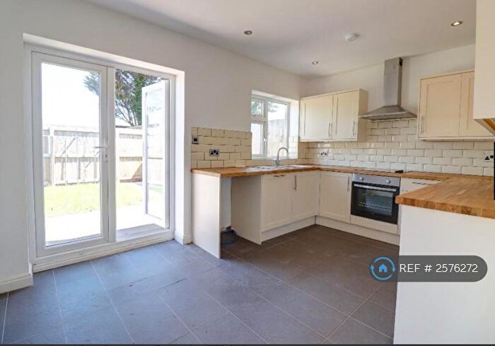 2 Bedroom Semi-Detached House To Rent In Stamford Road, Southport, PR8