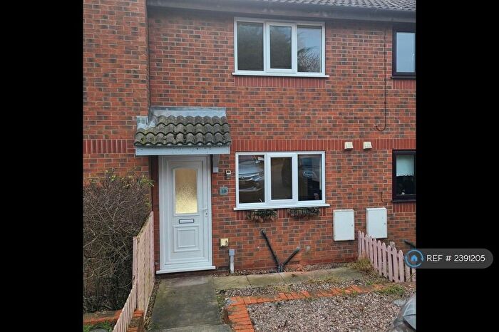 2 Bedroom Terraced House To Rent In Baroness Court, Grimsby, DN34