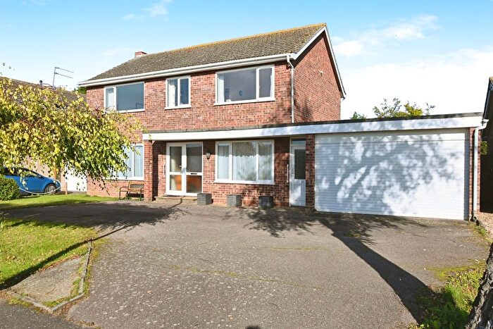 4 Bedroom Detached House For Sale In Field House Gardens, Diss, IP22