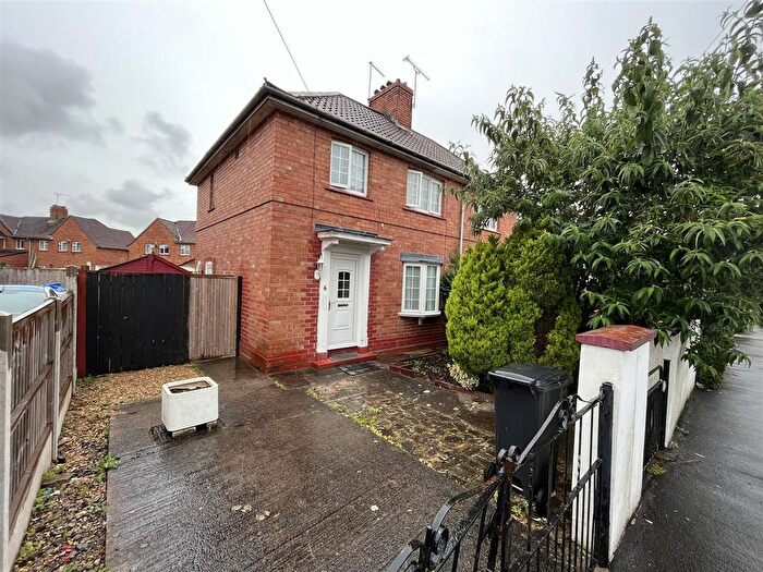 3 Bedroom Semi Detached House To Rent In Ashburton Road, Bristol, BS10