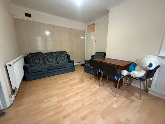 2 Bedroom Terraced House To Rent In Ranelagh Road, Wembley, HA0
