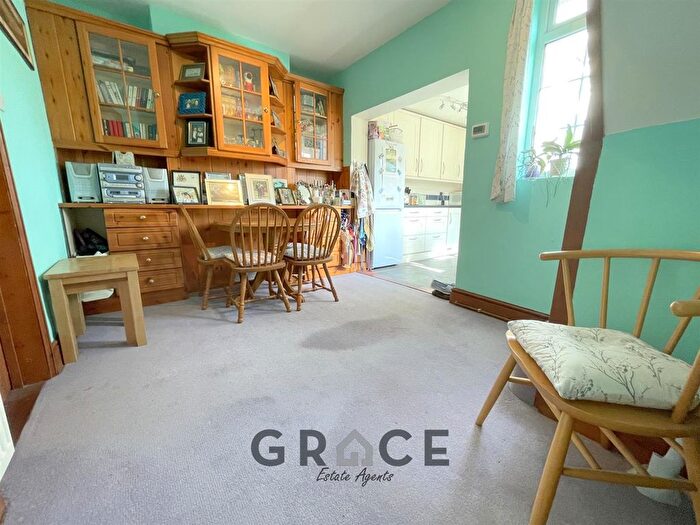 2 Bedroom Semi-Detached House For Sale In Little Croft Street, Ipswich, IP2