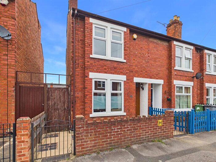 2 Bedroom End Of Terrace House For Sale In Hanman Road, Tredworth, Gloucester, GL1