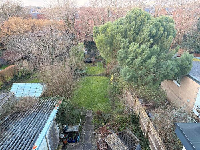 4 Bedroom Semi Detached House For Sale In Dallas Road, Chippenham, SN15