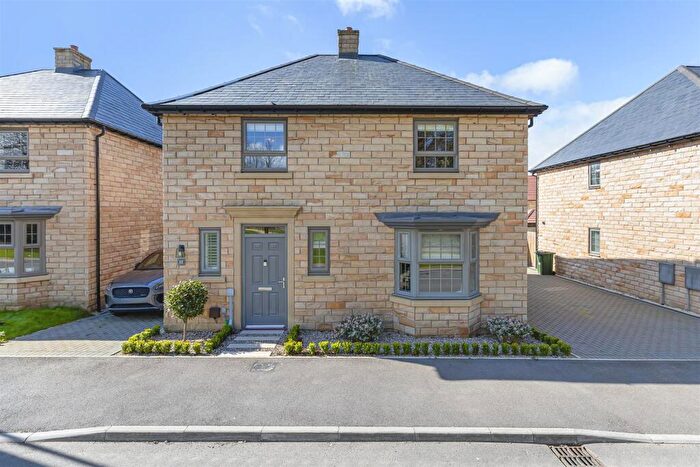 4 Bedroom Detached House For Sale In Whernside Lane, Burley In Wharfedale, LS29