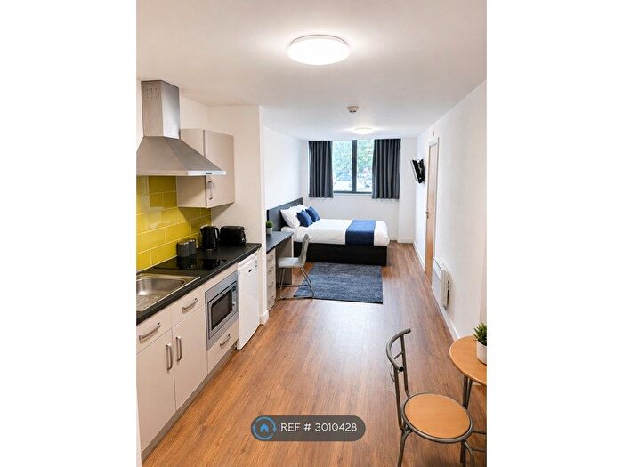 Studio To Rent In St James Boulevard, Newcastle Upon Tyne, NE1