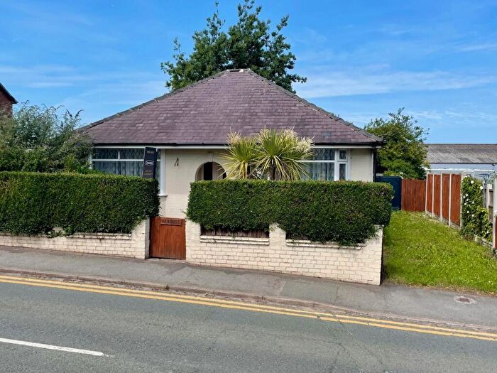 3 Bedroom Detached Bungalow For Sale In Mold Road, Ewloe, Deeside, CH5