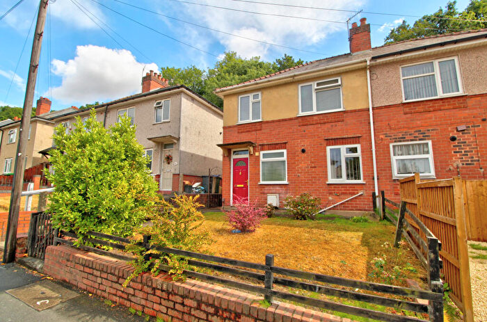 3 Bedroom Semi-Detached House For Sale In Codsall Road, Cradley Heath, B64