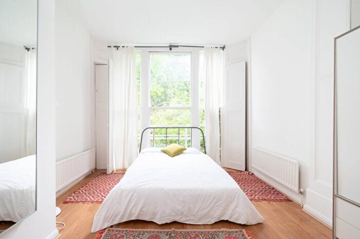 2 Bedroom Flat For Sale In Fellows Road, Belsize Park, London, NW3