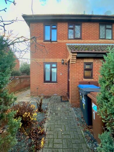 2 Bedroom House To Rent In London Road, Woolmer Green, Hertfordshire, SG3