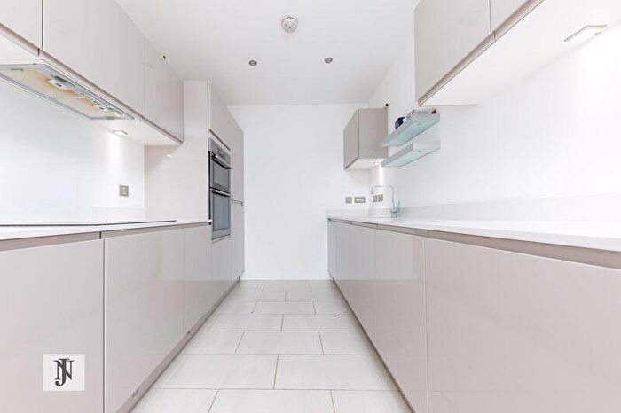 1 Bedroom Flat To Rent In Cornflower Court, Ebony Crescent, Cockfosters, EN4