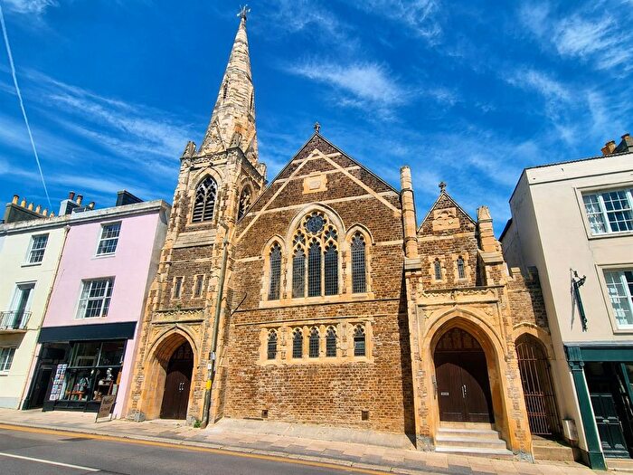 3 Bedroom Flat For Sale In Norman Road, St Leonards On Sea, TN38