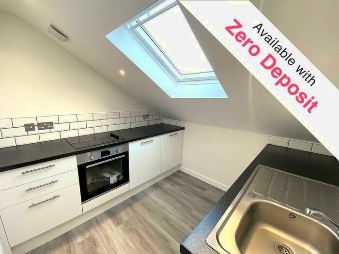 2 Bedroom Apartment To Rent In Albert Road, Southsea, PO5