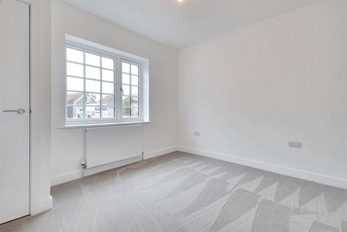 2 Bedroom Flat For Sale In Ferringham Lane, Ferring, Worthing, BN12