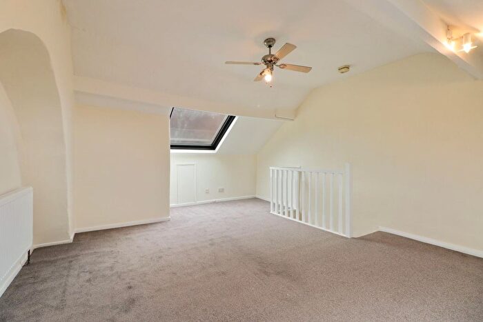 3 Bedroom Terraced House For Sale In South Road, Walkley, Sheffield, S6