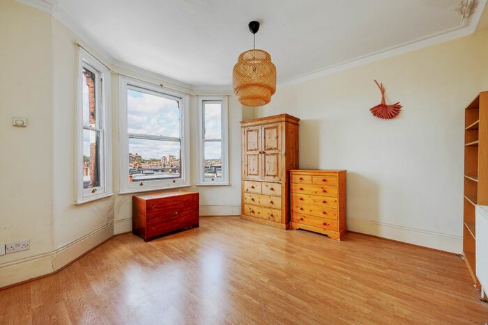 1 Bedroom Flat To Rent In Kingwood Road, London, SW6