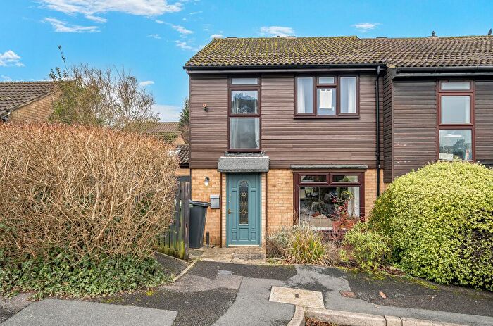 3 Bedroom End Terrace House For Sale In Montrose Close, Whitehill, Bordon, Hampshire, GU35