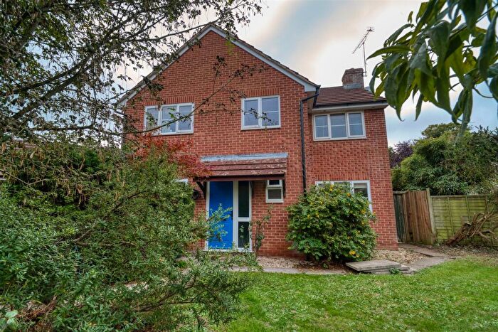 4 Bedroom Detached House For Sale In Hinton View, Sturminster Newton, DT10