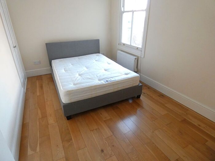 1 Bedroom Flat To Rent In Hewlett Road, Bow, E3