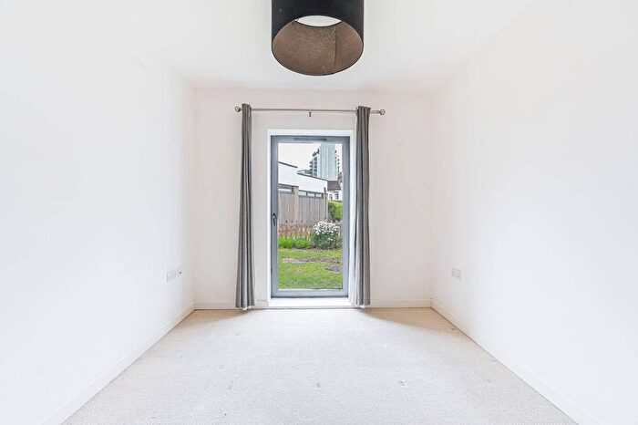 2 Bedroom Property For Sale In Woodland Mews, Lewisham, London, SE13