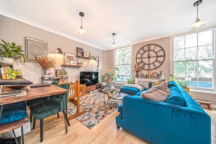 1 Bedroom Flat For Sale In Caledonian Road, Islington, N1