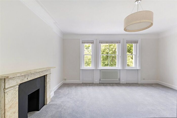2 Bedroom Flat To Rent In Onslow Gardens, South Kensington, London, SW7
