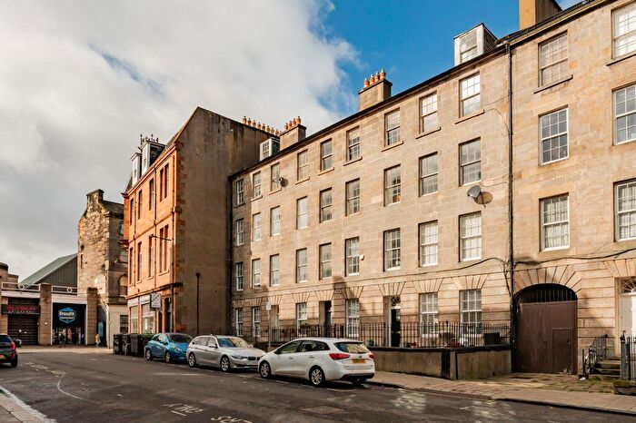 5 Bedroom Duplex For Sale In Academy Street, Edinburgh, EH6