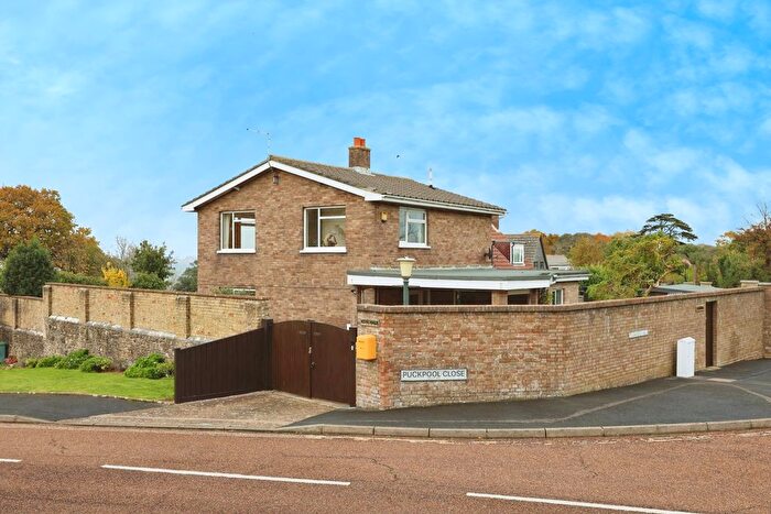 3 Bedroom Detached House For Sale In Puckpool Hill, Ryde, Isle Of Wight, PO33