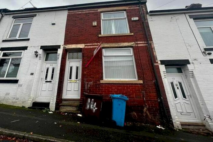 2 Bedroom Property To Rent In Elder Mount Road, Manchester, M9