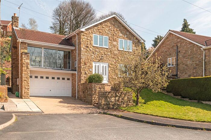 4 Bedroom Detached House To Rent In Park Rise, Castleford, WF10