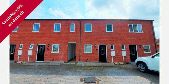3 Bedroom Terraced House To Rent In Church Row, The Grove, Grantham, NG31