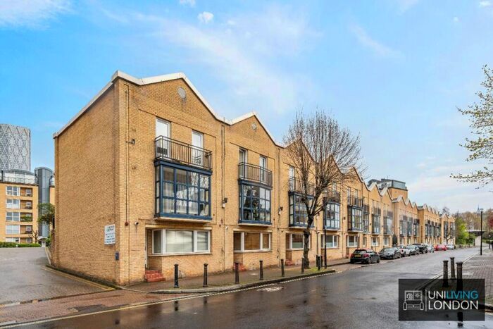 3 Bedroom Terraced House To Rent In Rotherhithe Street, London, SE16
