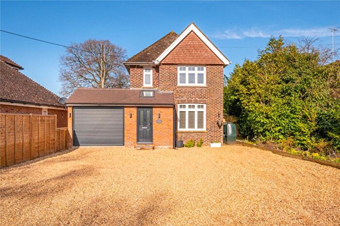 4 Bedroom Detached House For Sale In Winterpit Lane, Mannings Heath, Horsham, West Sussex, RH13