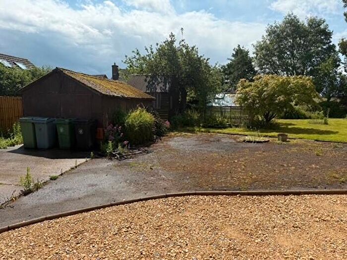 Plot For Sale In Swallow HIll, Thurlby, PE10