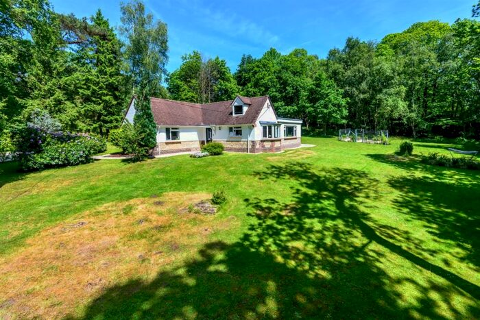 3 Bedroom Detached Bungalow To Rent In Threals Lane, West Chiltington, Pulborough, RH20