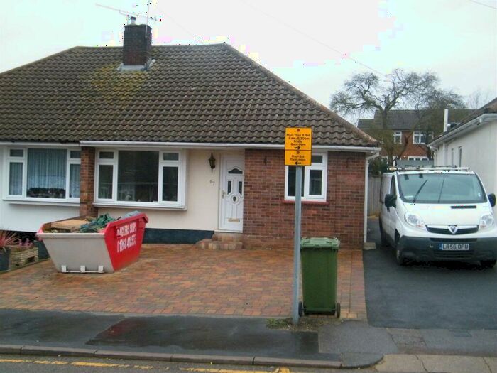 2 Bedroom Bungalow To Rent In Hunts Mead, Billericay, CM12