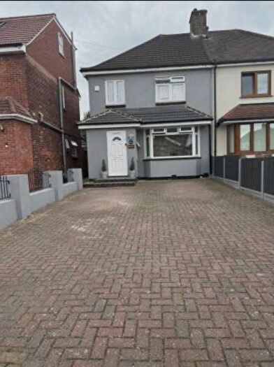 4 Bedroom Semi-Detached House To Rent In Thorntons Farm Avenue, Romford, Essex, RM7