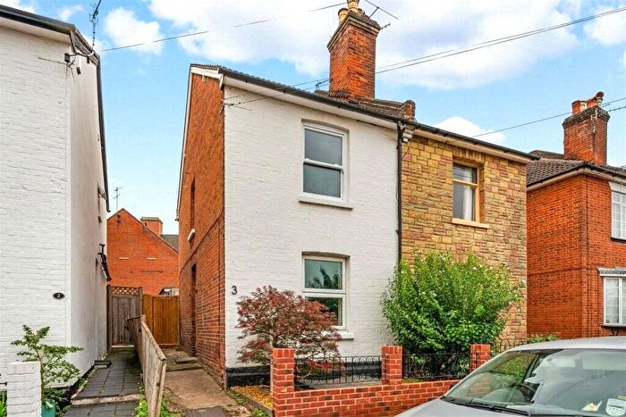 3 Bedroom Semi Detached House For Sale In Nettles Terrace, Guildford, Surrey, GU1