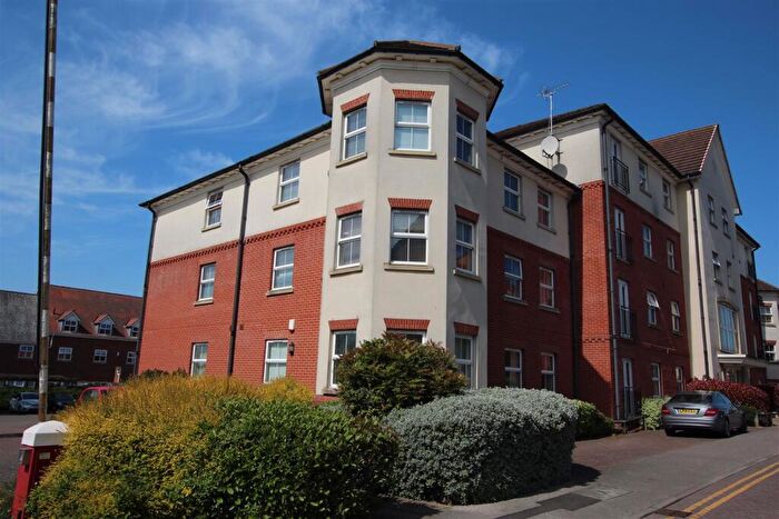 2 Bedroom Apartment For Sale In Navona House, Olsen Rise, Lincoln, LN2
