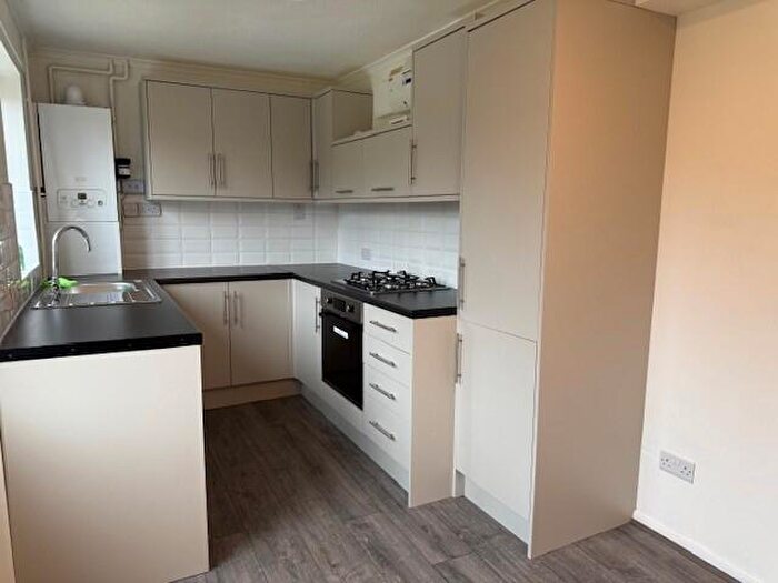 2 Bedroom Town House To Rent In Thorness Close, Alvaston, DE24
