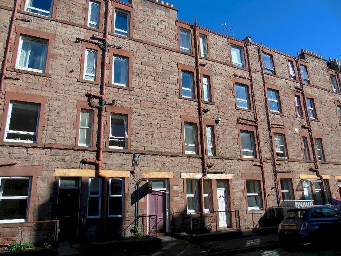 1 Bedroom Flat To Rent In Smithfield Street, Gorgie, Edinburgh, EH11