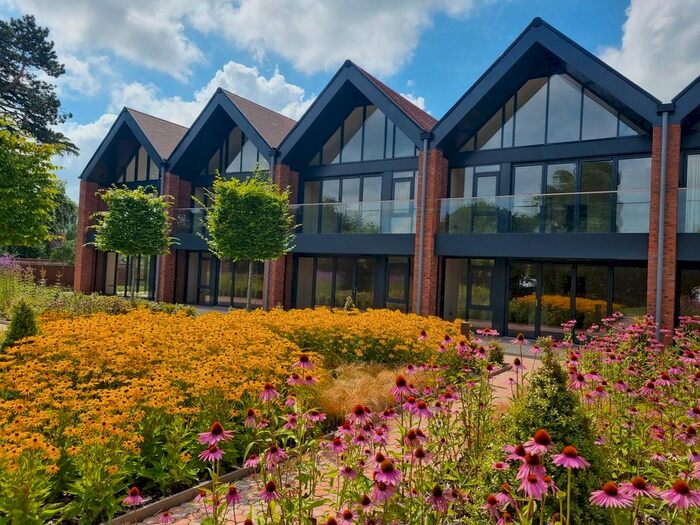 1 Bedroom Flat For Sale In Lovekin Gate, Blossomfield Road, Solihull, B91